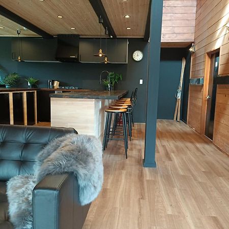 Hooting Owl Private Ski Chalet Niseko Esterno foto