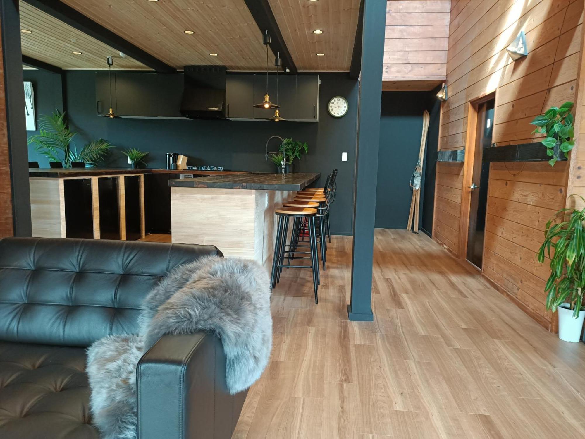 Hooting Owl Private Ski Chalet Niseko Esterno foto